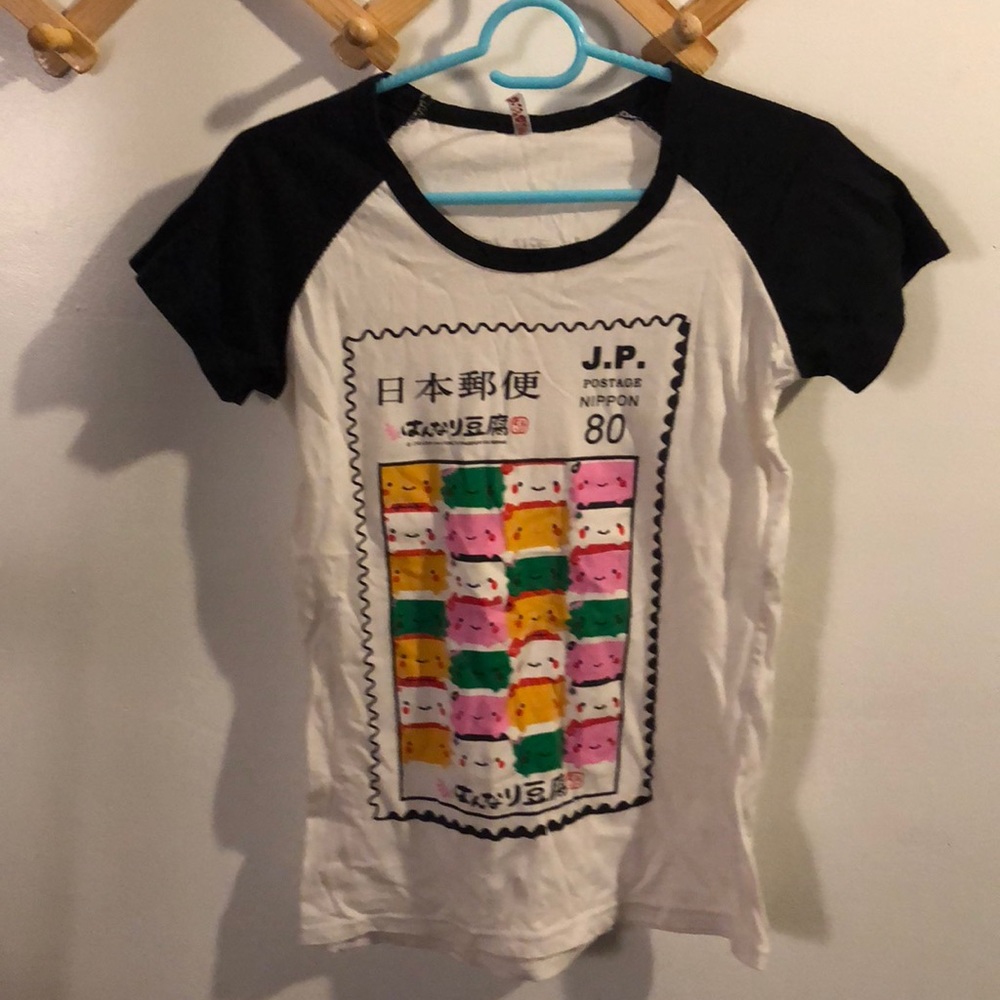 Graphic baseball tee size s